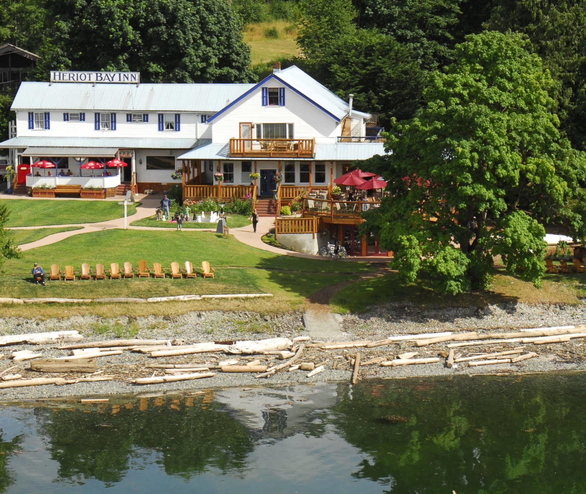 Heriot Bay Inn מראה חיצוני תמונה