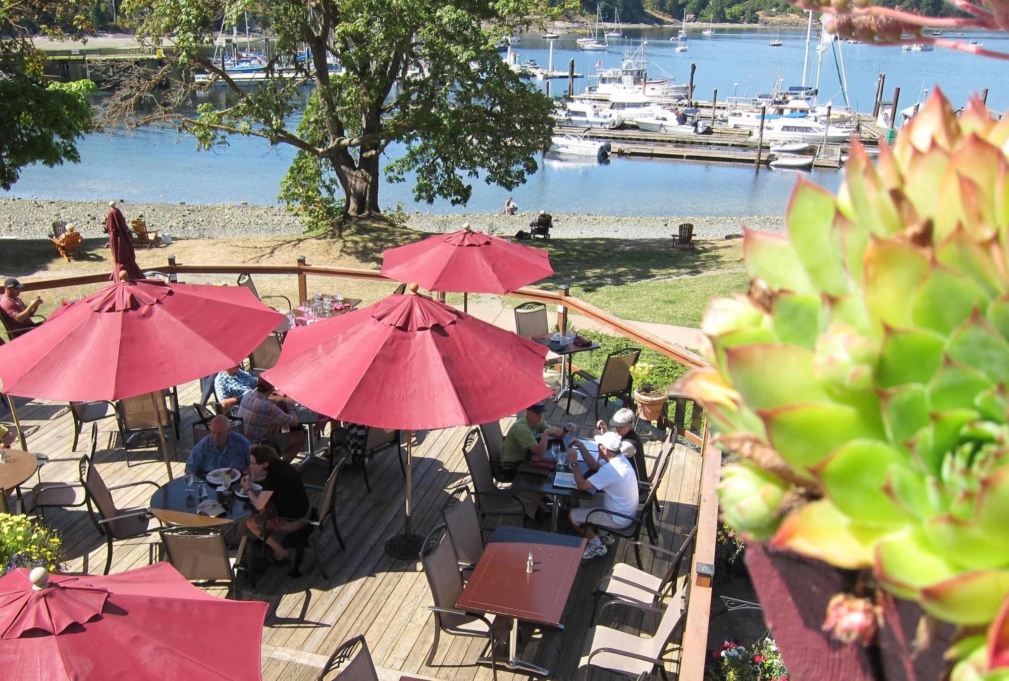 Heriot Bay Inn מראה חיצוני תמונה