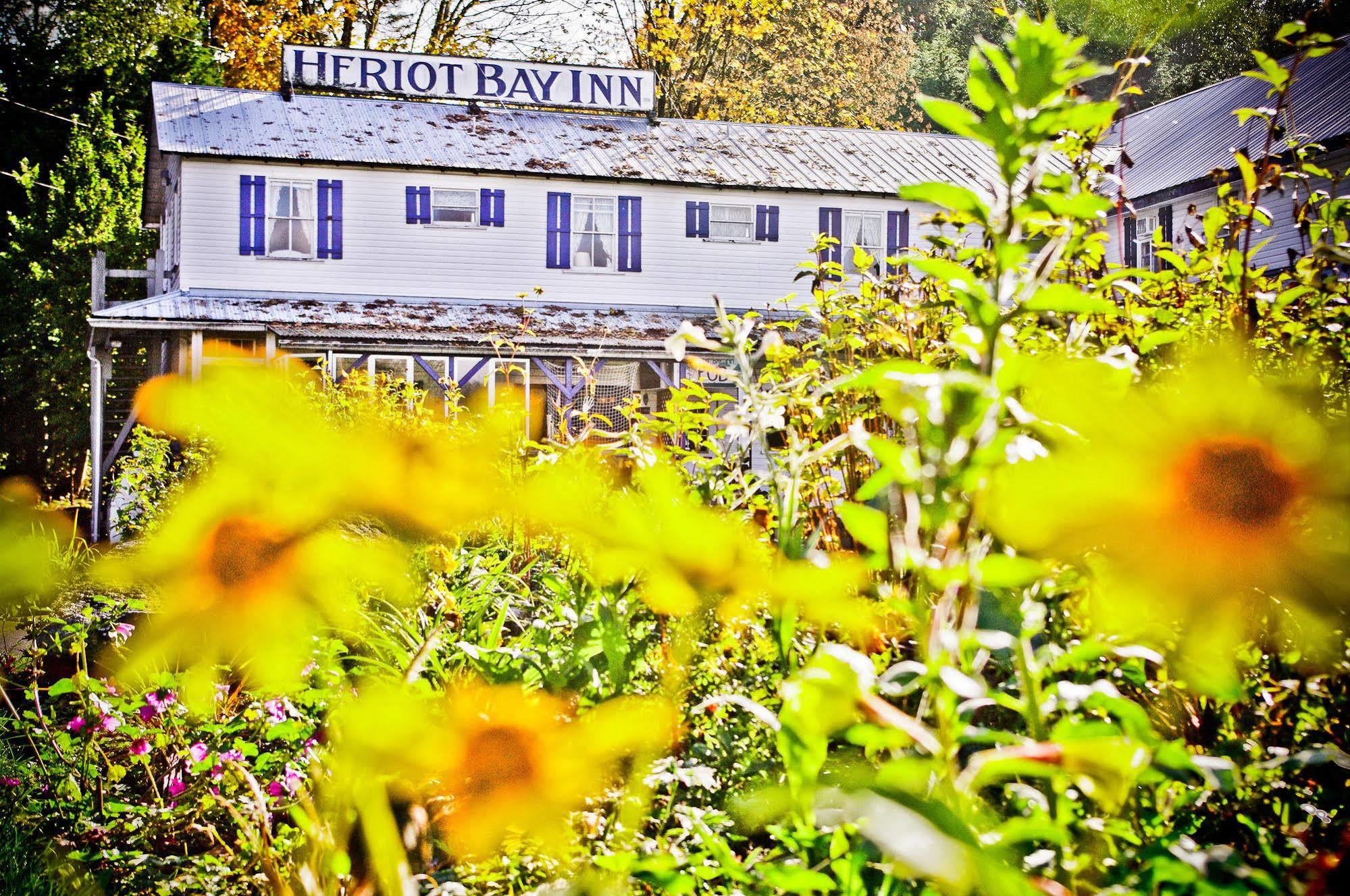 Heriot Bay Inn מראה חיצוני תמונה